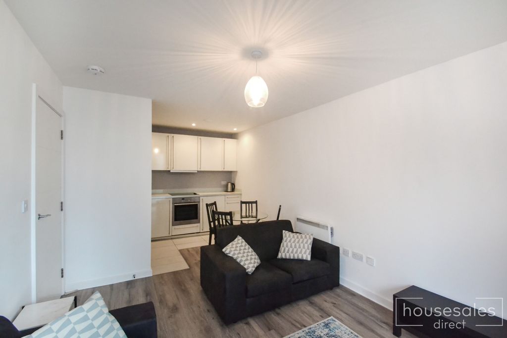 Property photo 3 of 13