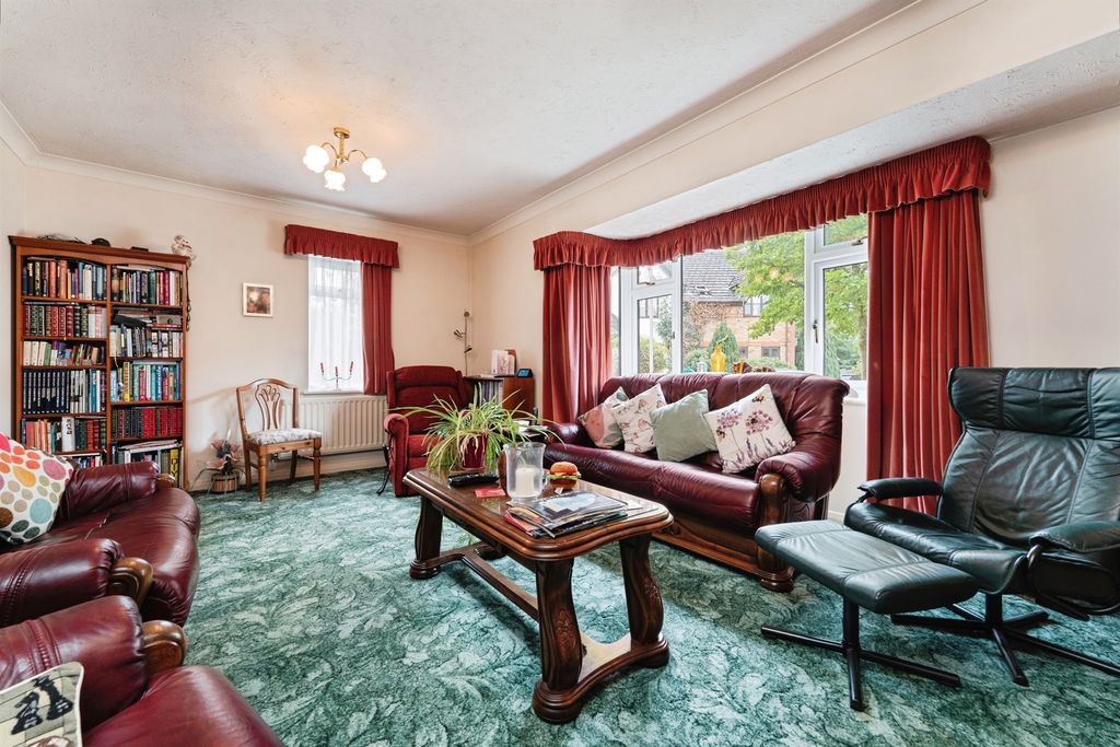 Property photo 3 of 17