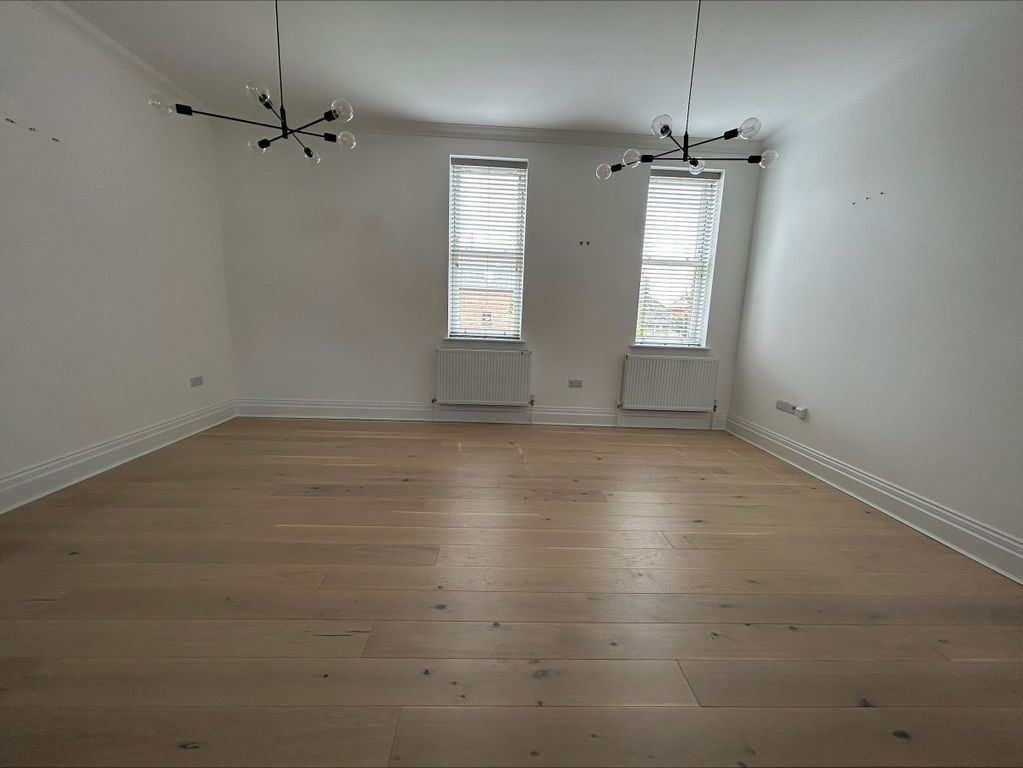 Property photo 2 of 10 Image