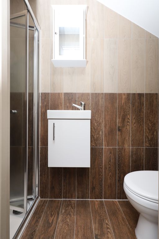 Property photo 2 of 3