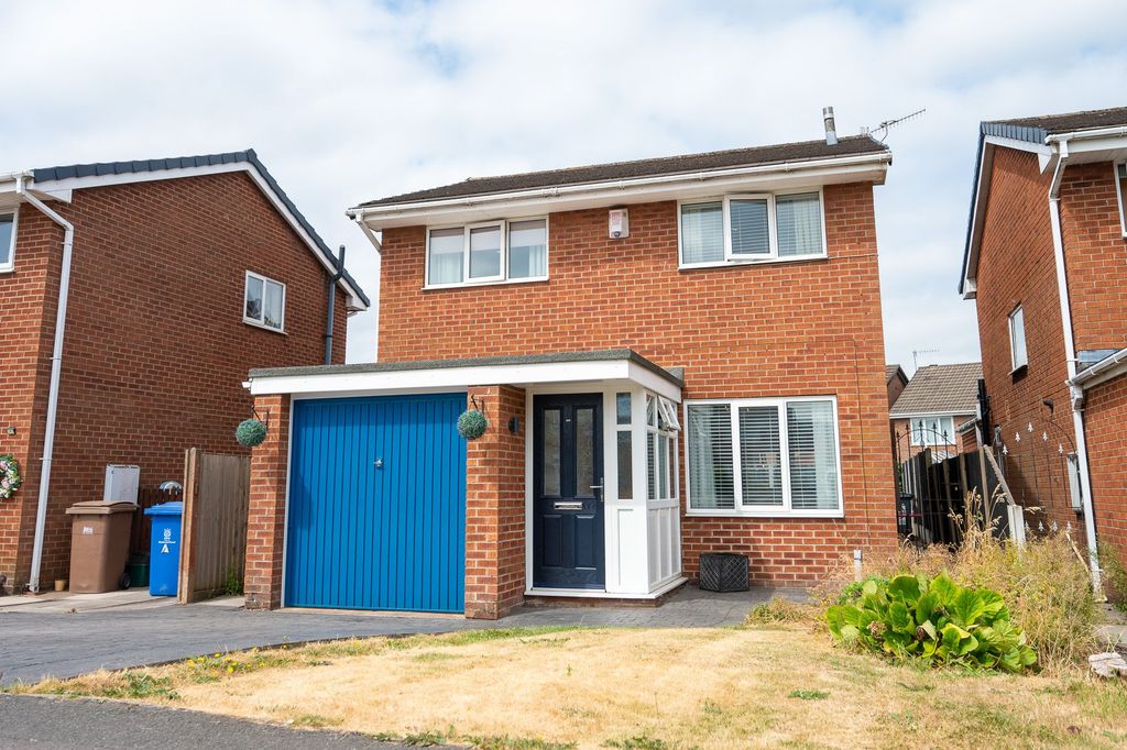 Property photo 1 of 35
