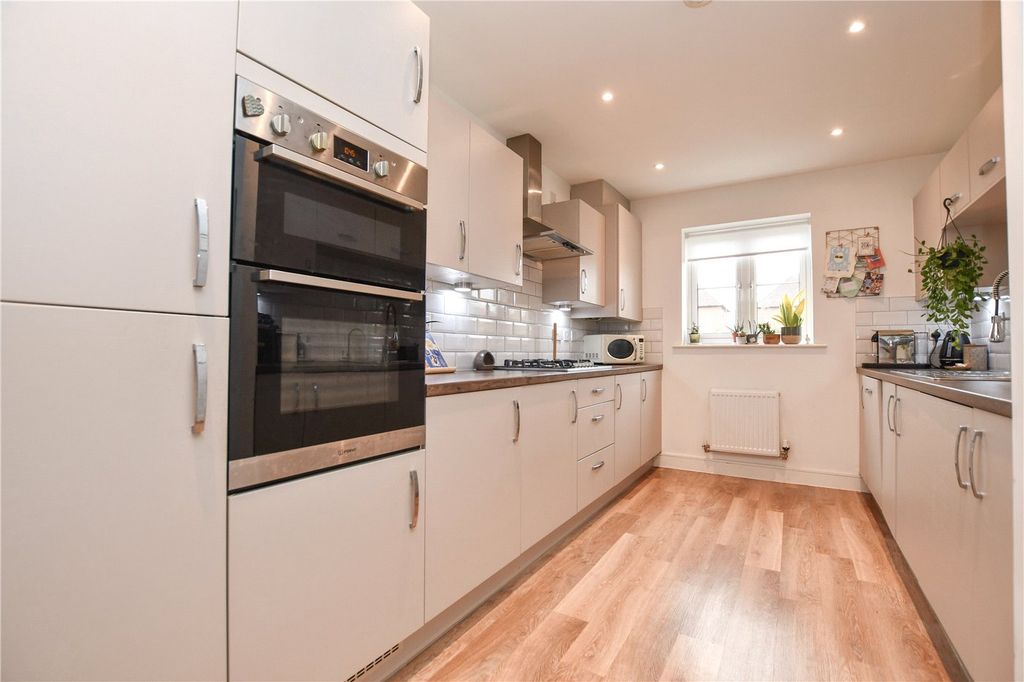 Property photo 3 of 14 Picture No. 22