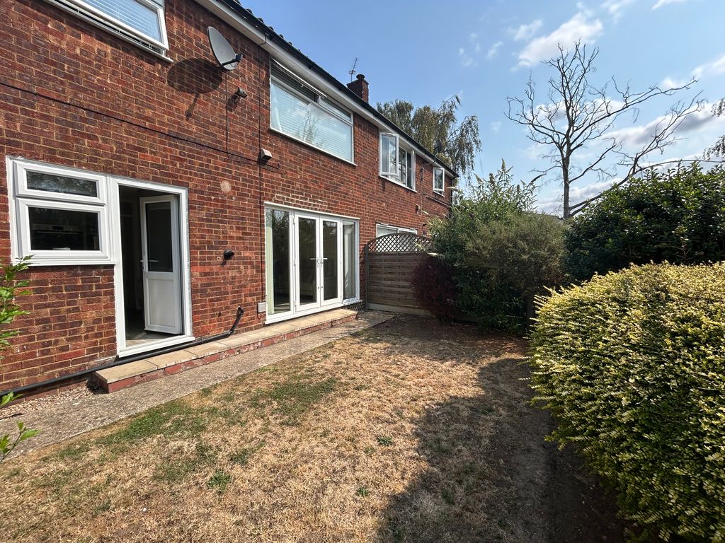 Property photo 2 of 14