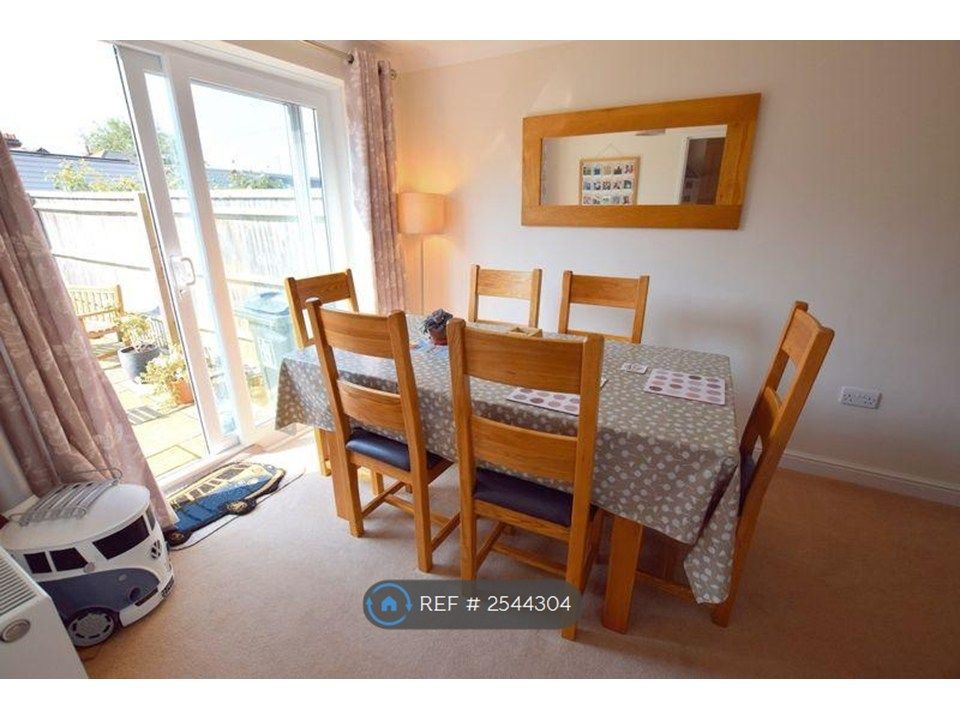 Property photo 3 of 13 Dinning Room