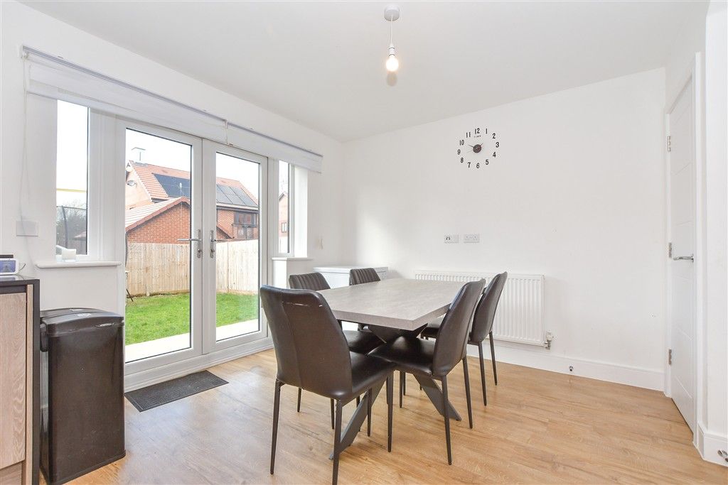 Property photo 3 of 10 Kitchen/Diner