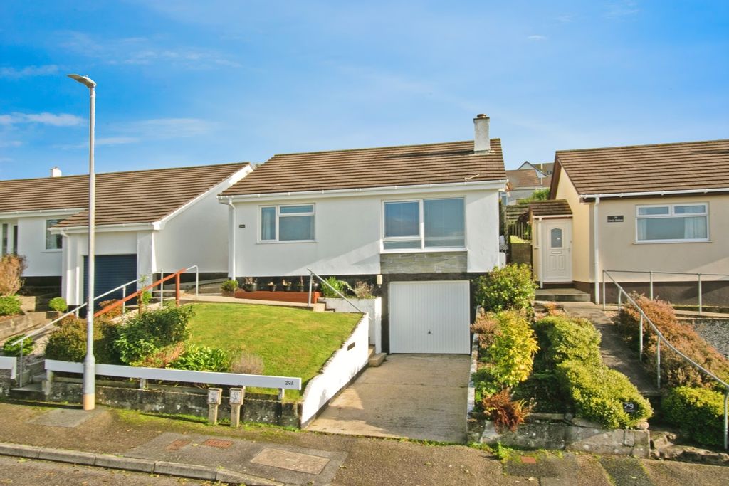 Property photo 1 of 17 Photo