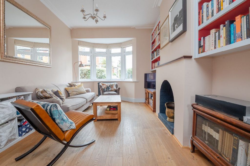 Property photo 3 of 25