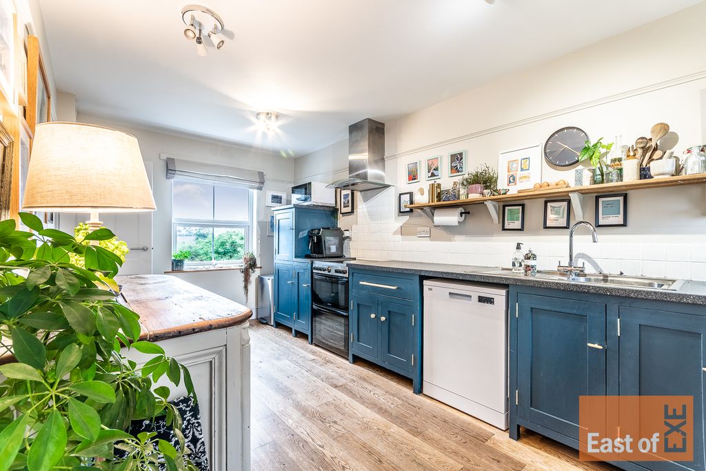 Property photo 3 of 22 5 Cott Park - Web-17