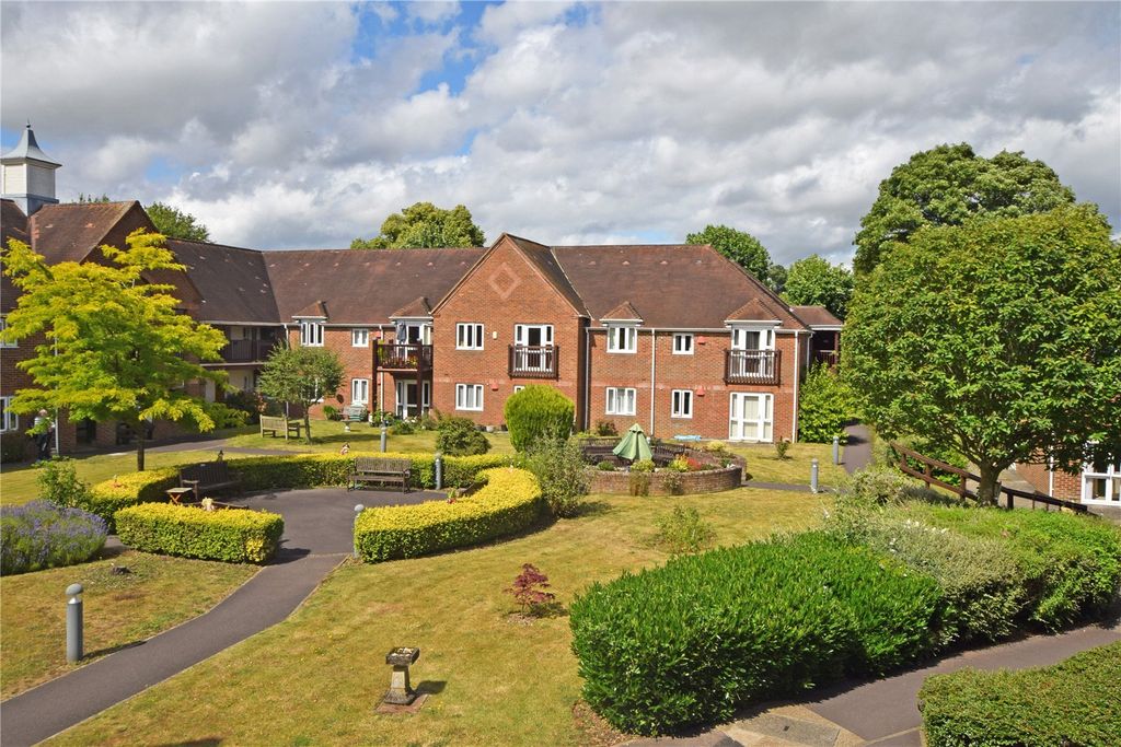 Property photo 1 of 16 Picture No. 20