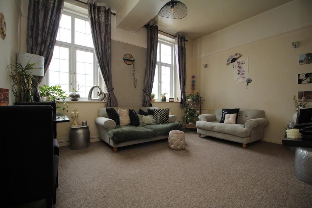 Property photo 2 of 10 Photo 2