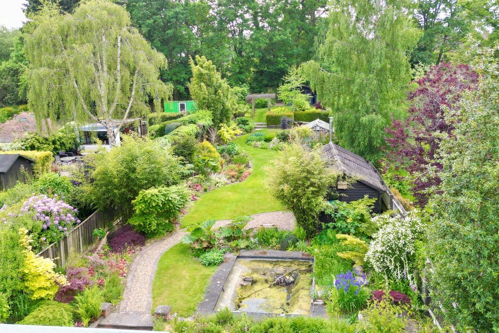 Property photo 2 of 23 Photo 23