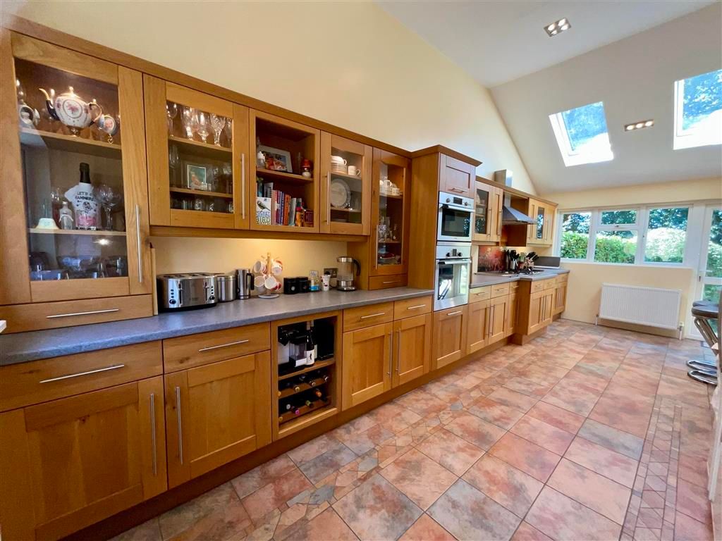 Property photo 3 of 16 Kitchen/Family Room