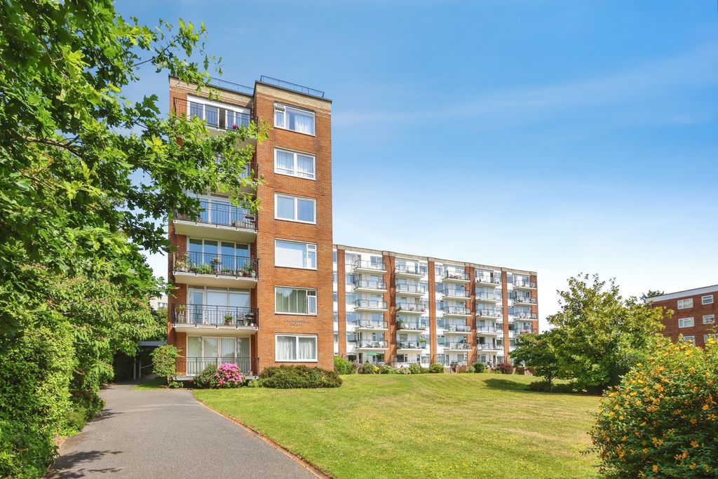 Property photo 1 of 17 Pbox-Img.Jpg