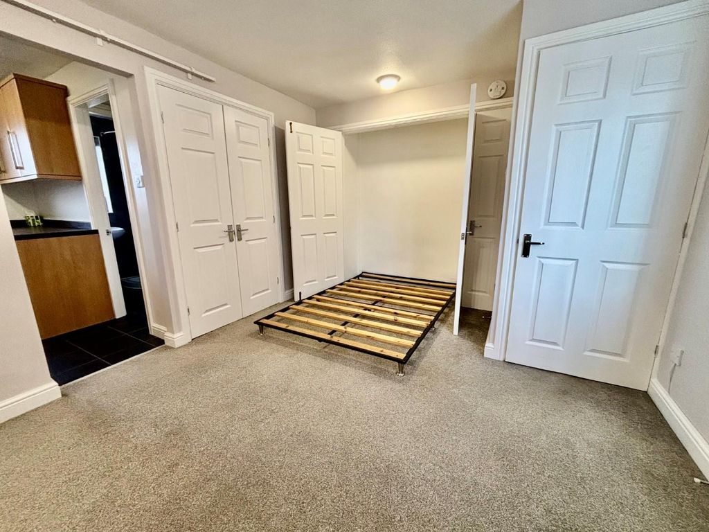 Property photo 3 of 6 6 Beechfern New 2.Jpg