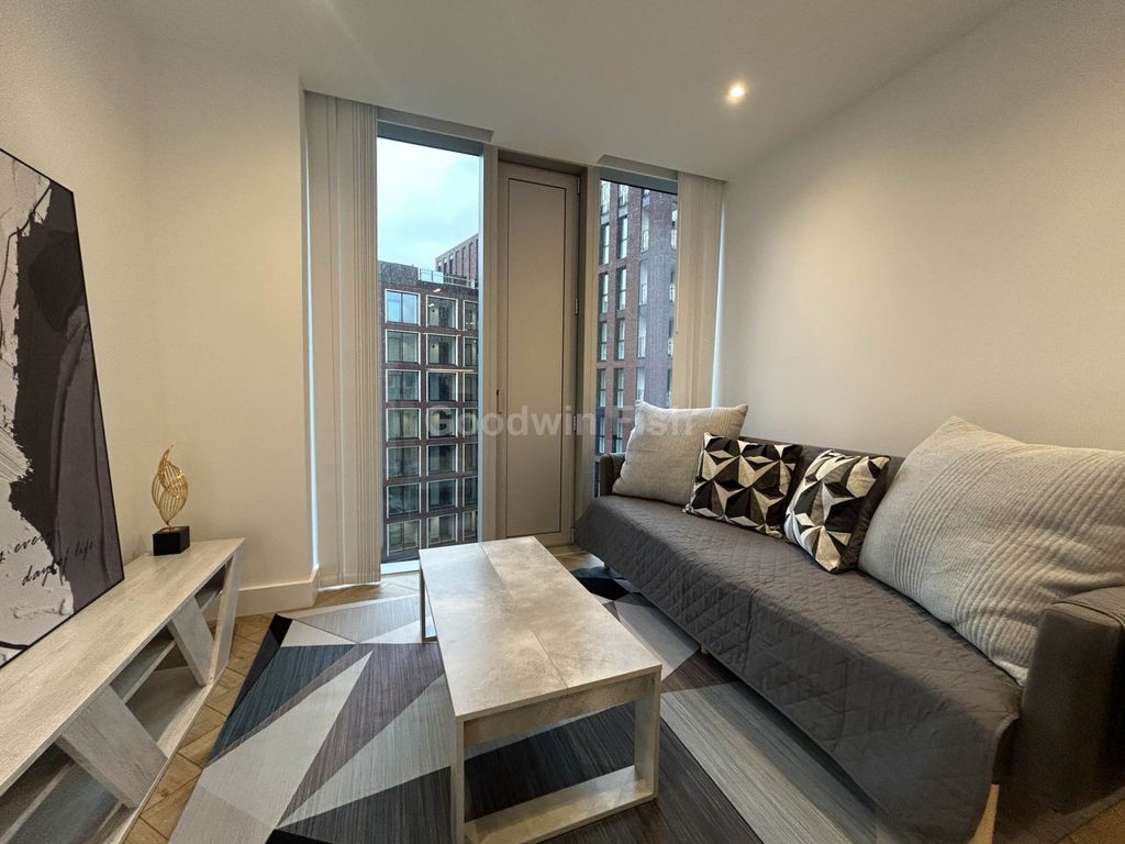 Property photo 1 of 33