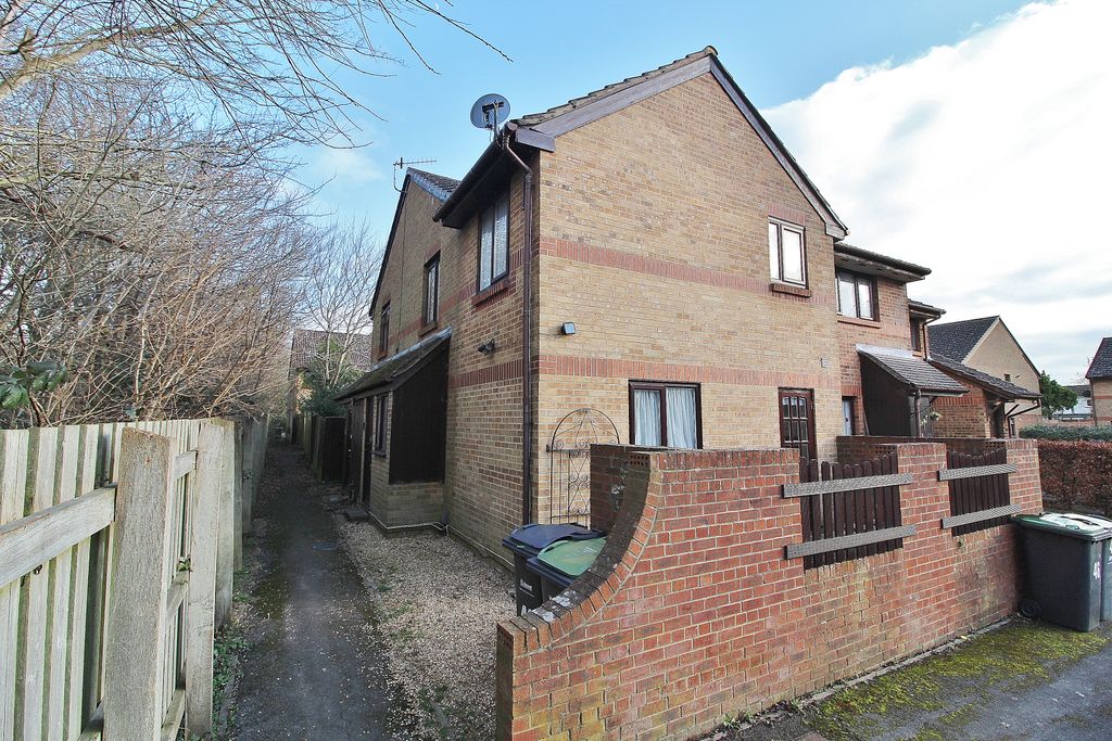 Property photo 1 of 15