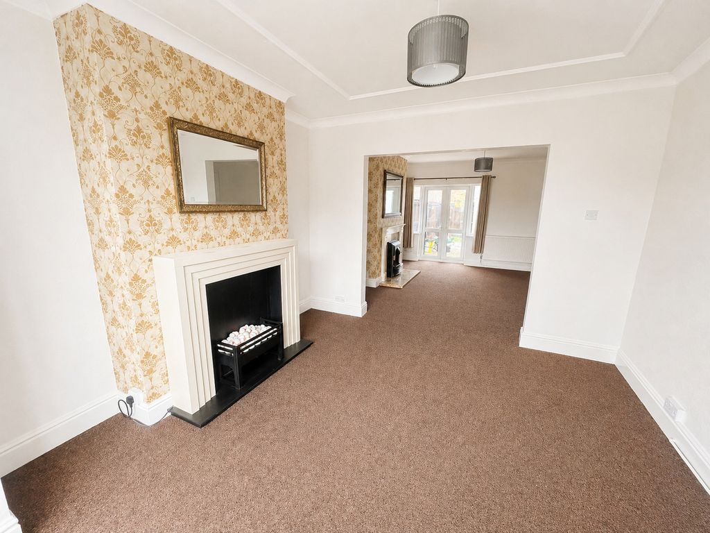 Property photo 3 of 11 Living Area 2