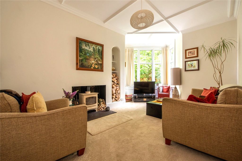 Property photo 3 of 19 Picture No. 04