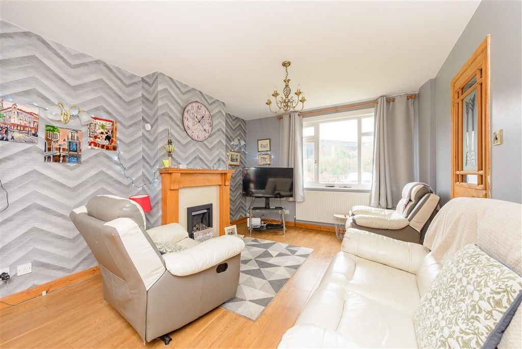 Property photo 2 of 11 Living Room