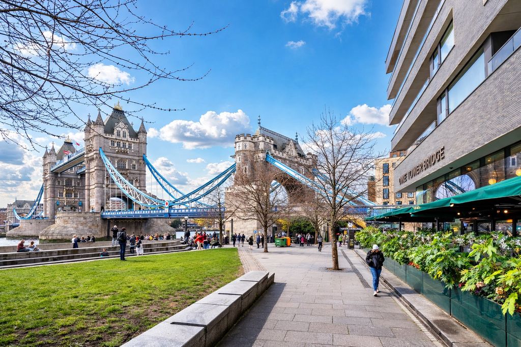 Property photo 1 of 17 Picture No. 22