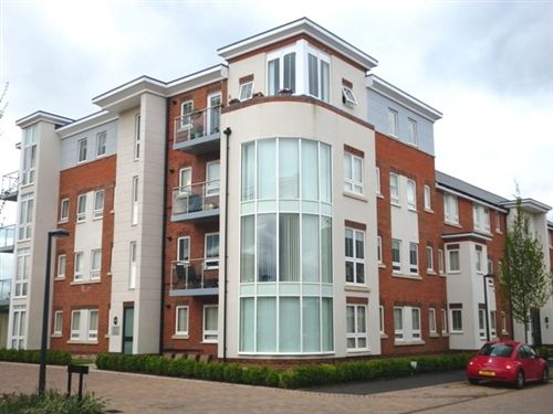Property photo 1 of 10 2 Bed Flat To Rent Maidenhead Sl6