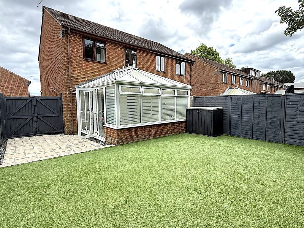 Property photo 2 of 25
