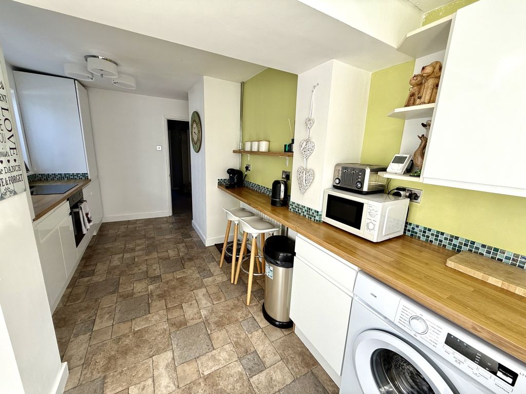 Property photo 3 of 13 Img_2766