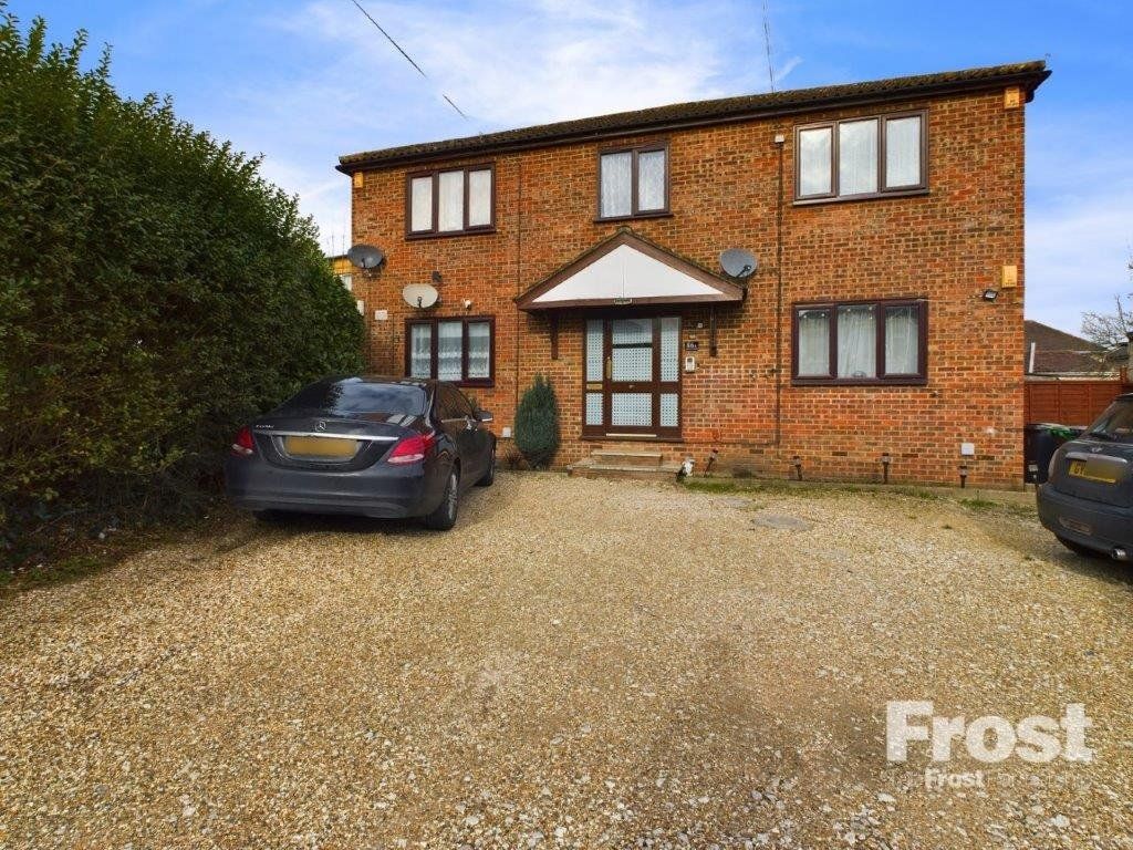 Property photo 1 of 8 Front