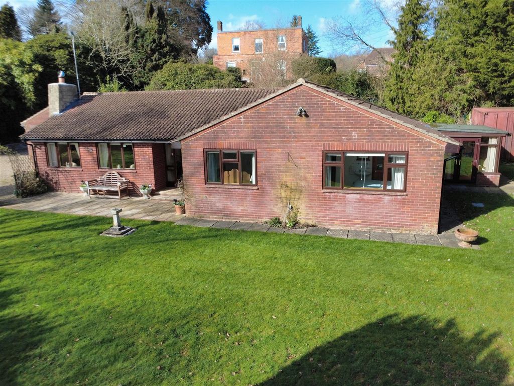 Property photo 1 of 25 2 Front.Jpg