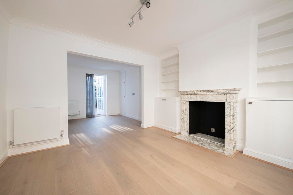 Property photo 1 of 9 Reception Room