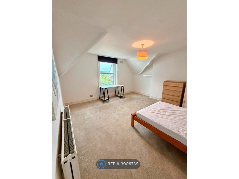 Property photo 2 of 10 Room 1