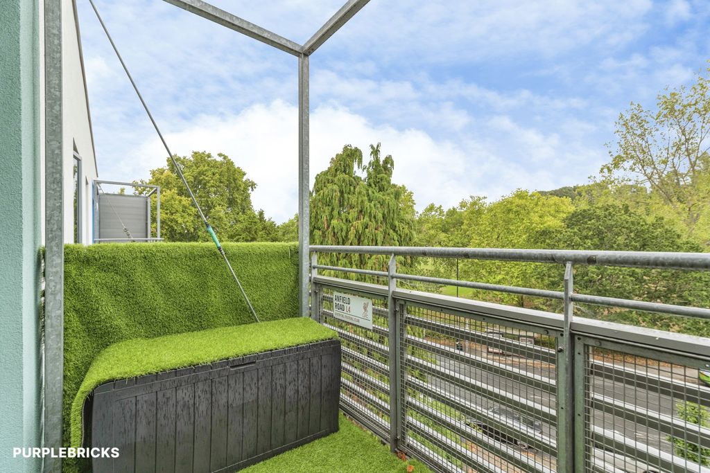 Property photo 3 of 15 Balcony