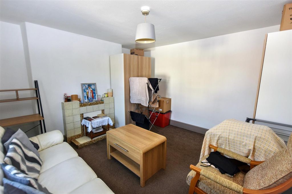 Property photo 2 of 23 Dsc_8490.Jpg