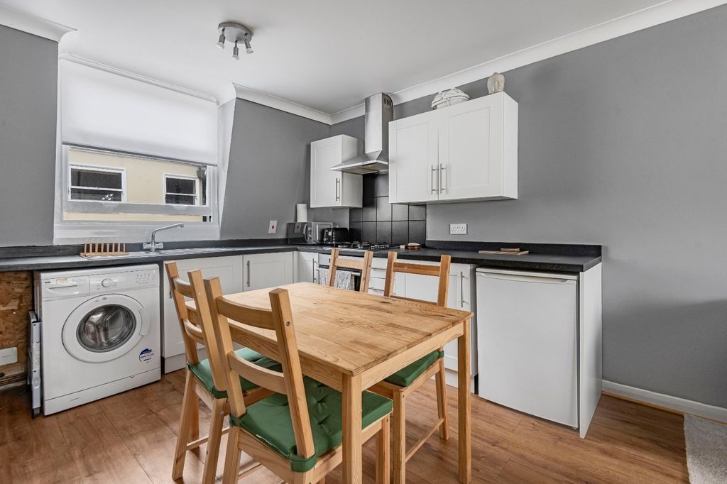 Property photo 2 of 10 Picture No. 01