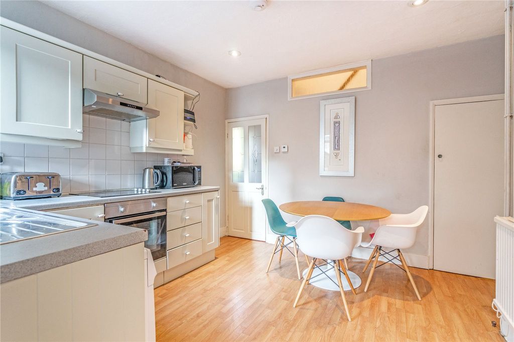 Property photo 2 of 10 Breakfast