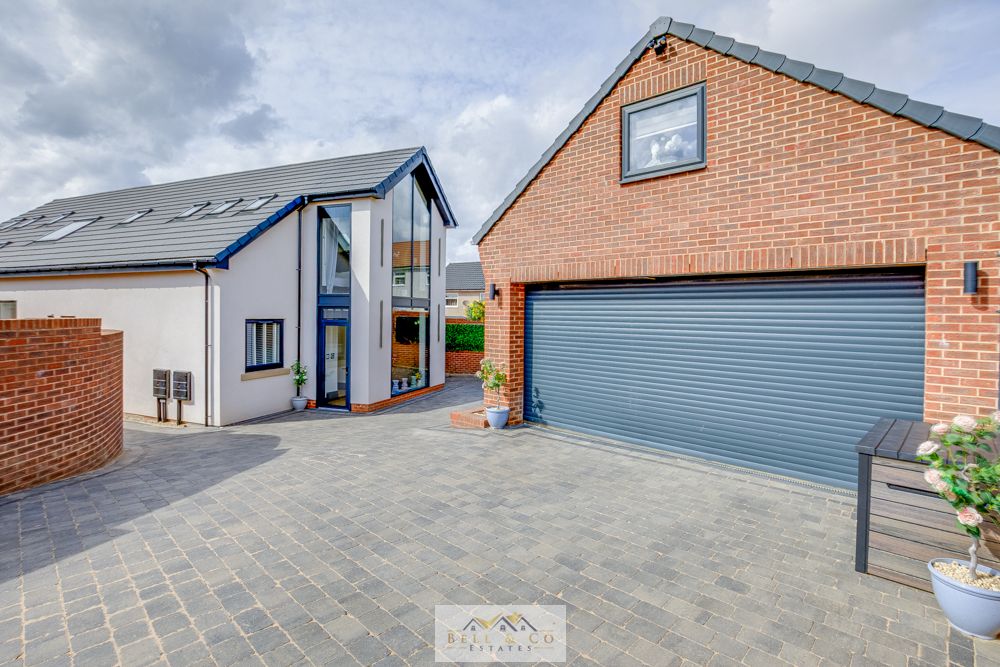 Property photo 2 of 48