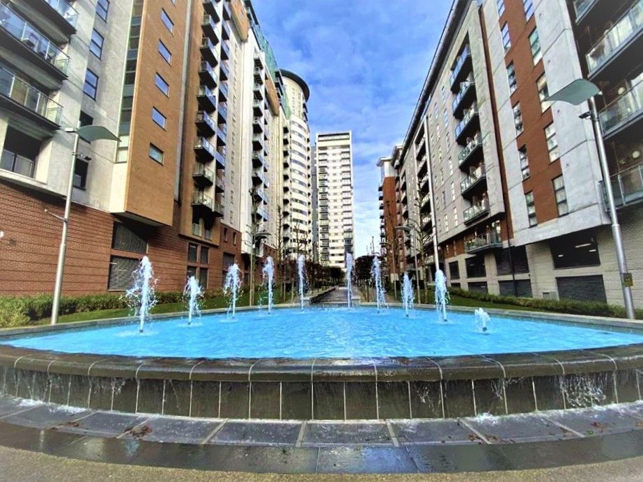 Property photo 2 of 12