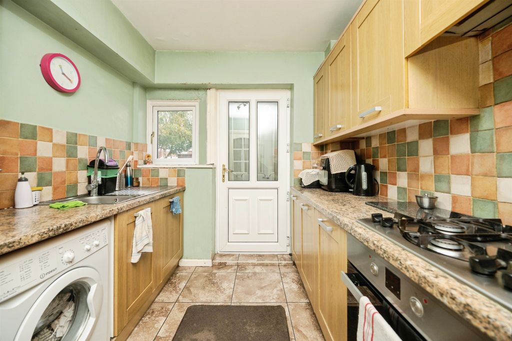 Property photo 3 of 5