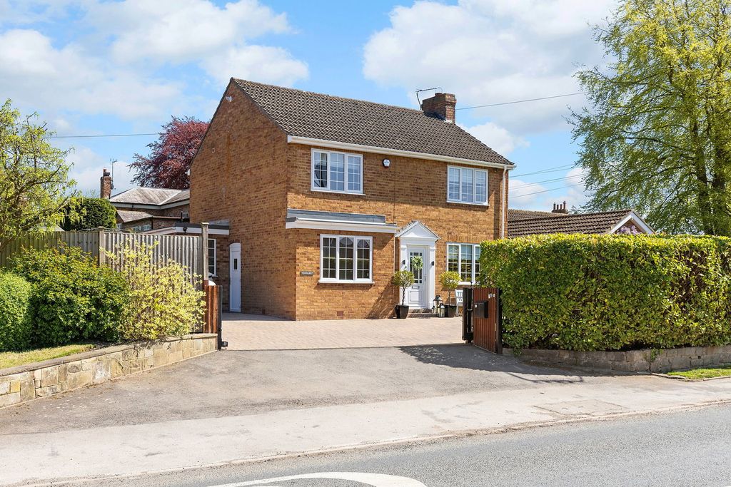 Property photo 1 of 25