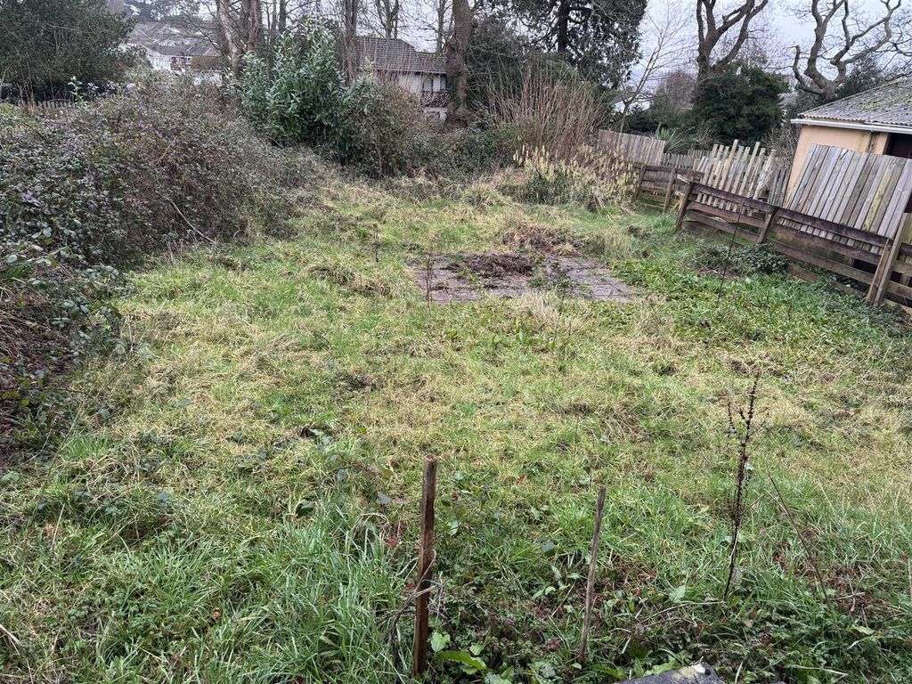 Property photo 2 of 8 Outside