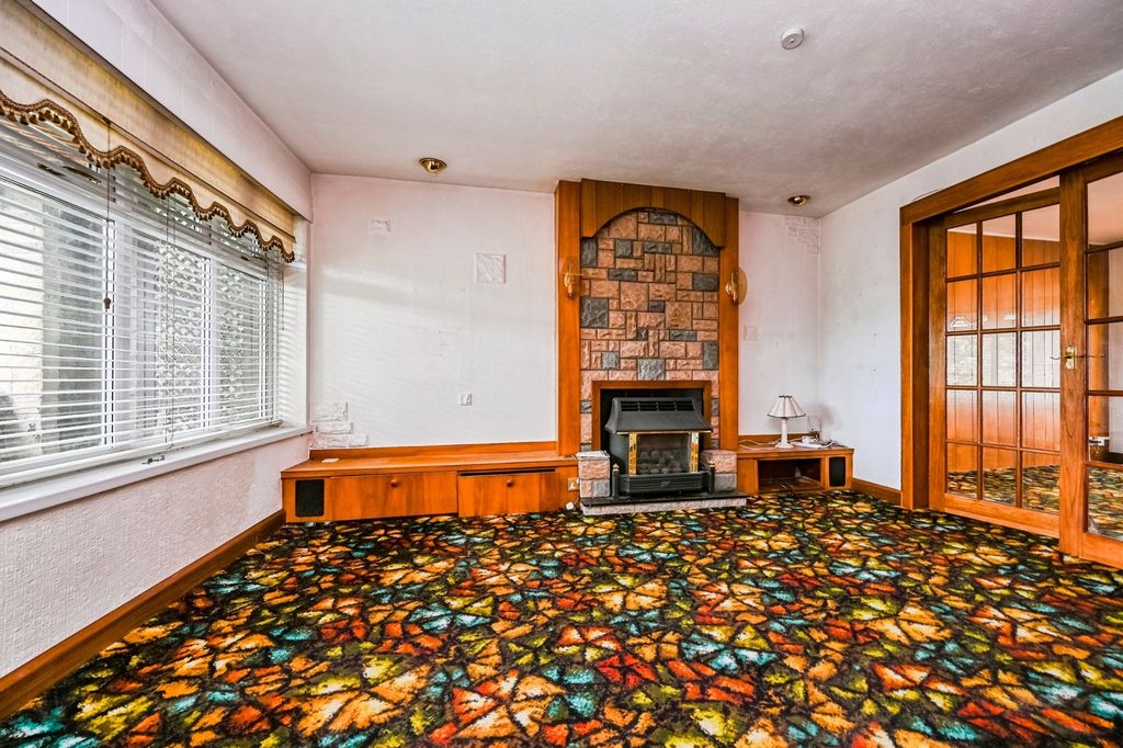 Property photo 2 of 18 Pbox-Img.Jpg
