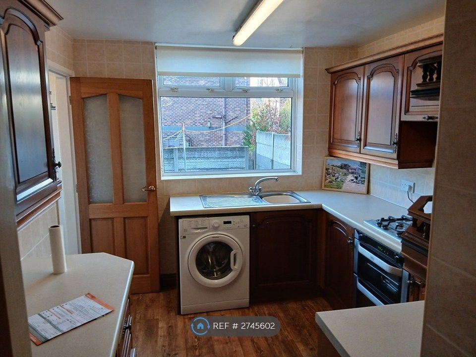 Property photo 3 of 9