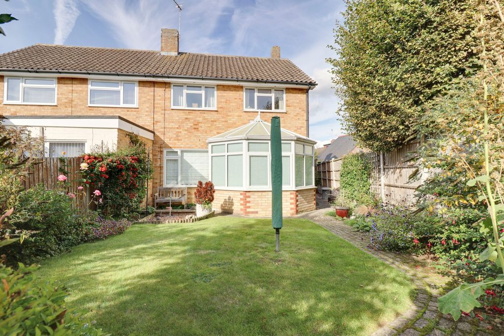 Property photo 2 of 15