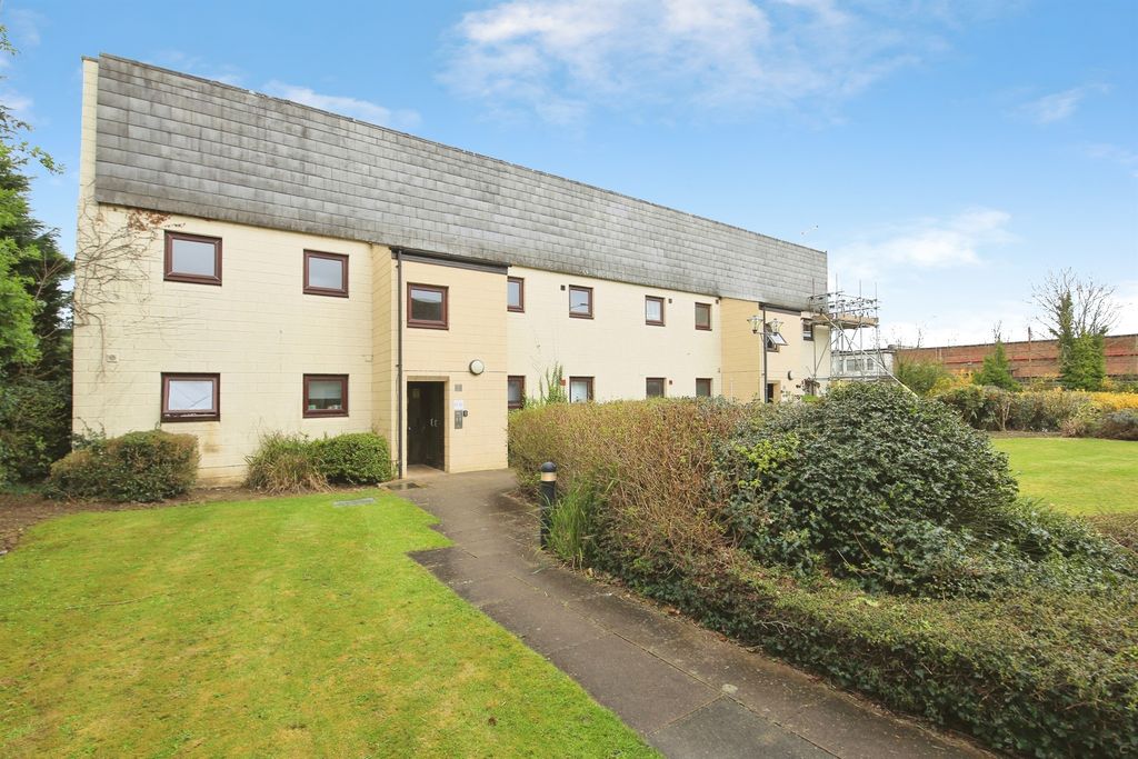 Property photo 1 of 7