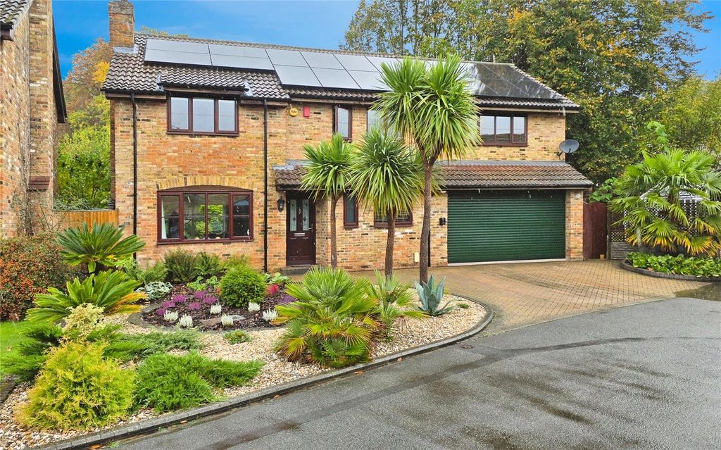 Property photo 1 of 25 Front