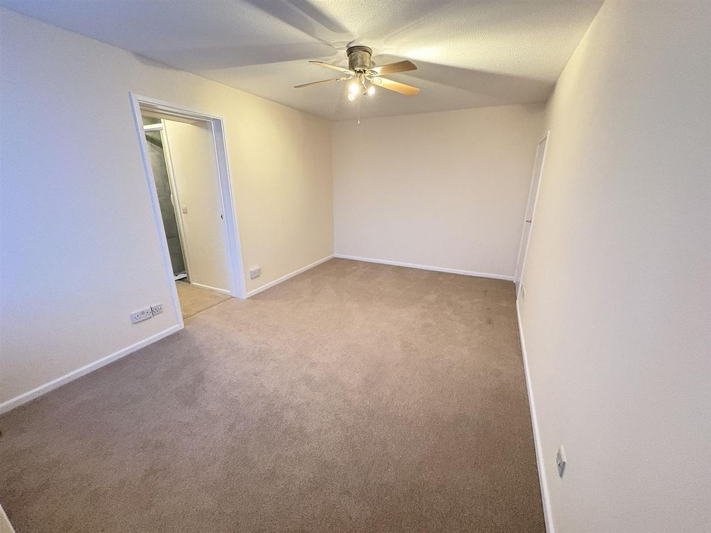 Property photo 2 of 6 Img_2624.Jpeg