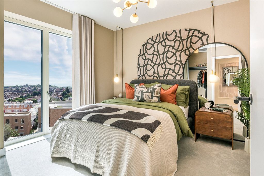 Property photo 3 of 14 Bedroom 1