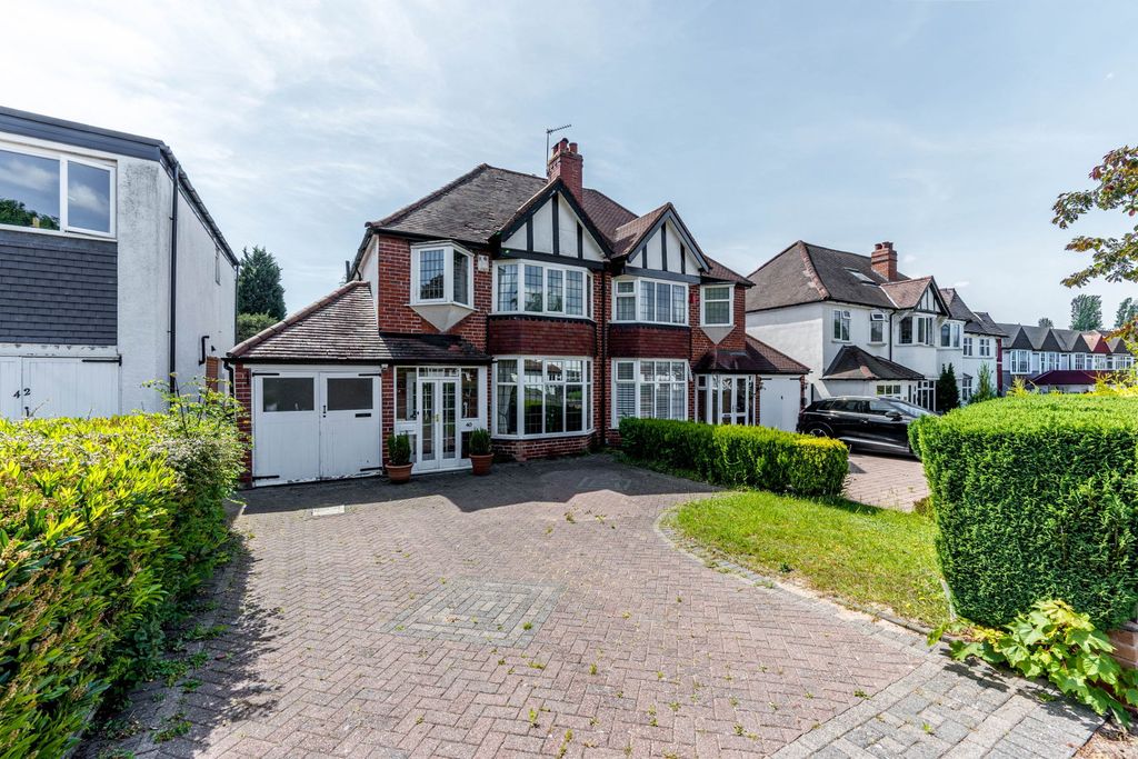 Property photo 1 of 19