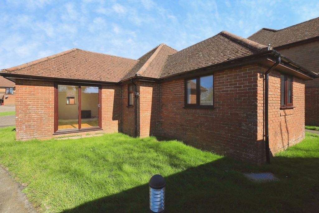 Property photo 1 of 14 Pbox-Img.Jpg