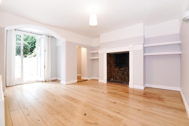 Property photo 1 of 12 Internal View 1